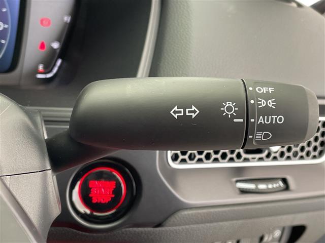 シビック タイプＲ　登録済未使用車　ホンダセンシング　純正８型ディズプレイオーディオナビ　バックカメラ　レーダークルーズコントロール　フルセグ　Ｂｌｕｅｔｏｏｔｈ　コーナーセンサー　純正アルミホイール　ＥＴＣ２．０（23枚目）