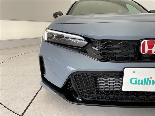 シビック タイプＲ　登録済未使用車　ホンダセンシング　純正８型ディズプレイオーディオナビ　バックカメラ　レーダークルーズコントロール　フルセグ　Ｂｌｕｅｔｏｏｔｈ　コーナーセンサー　純正アルミホイール　ＥＴＣ２．０（36枚目）