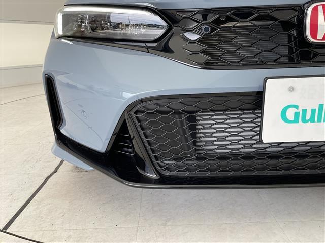 シビック タイプＲ　登録済未使用車　ホンダセンシング　純正８型ディズプレイオーディオナビ　バックカメラ　レーダークルーズコントロール　フルセグ　Ｂｌｕｅｔｏｏｔｈ　コーナーセンサー　純正アルミホイール　ＥＴＣ２．０（37枚目）