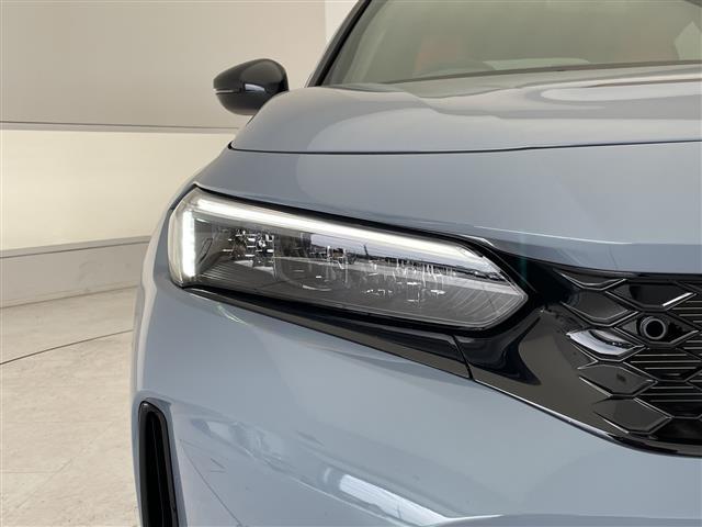 シビック タイプＲ　登録済未使用車　ホンダセンシング　純正８型ディズプレイオーディオナビ　バックカメラ　レーダークルーズコントロール　フルセグ　Ｂｌｕｅｔｏｏｔｈ　コーナーセンサー　純正アルミホイール　ＥＴＣ２．０（38枚目）