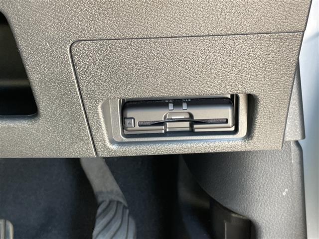 サクラ Ｘ　純正９型ナビ　全方位カメラ　バックカメラ　コーナーセンサー　純正アルミホイール　ＬＥＤヘッドライト　ドライブレコーダー　ＥＴＣ　衝突軽減システム　フルセグ　ＣＤ　ＤＶＤ　Ｂｌｕｅｔｏｏｔｈ（11枚目）