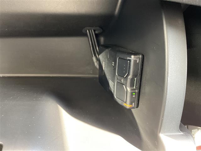 フリード+ハイブリッド ハイブリッド・クロスターホンダセンシング 純正9型ナビ フリップダウンモニター 両側パワースライドドア レーダークルーズコントロール シートヒーター バックカメラ コーナーセンサー LEDヘッドライト オートライト ドライブレコーダー(24枚目)