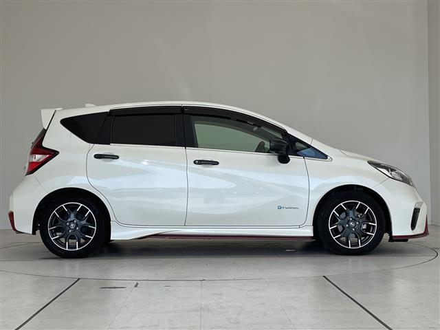 ノート ｅ－パワーニスモ　純正ナビ　全方位カメラ　バックカメラ　レーダークルーズコントロール　コーナーセンサー　インテリジェントミラー　ドライブレコーダー　ＥＴＣ２．０　衝突軽減システム　フルセグ　スマートキー（19枚目）