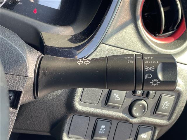 ノート ｅ－パワーニスモ　純正ナビ　全方位カメラ　バックカメラ　レーダークルーズコントロール　コーナーセンサー　インテリジェントミラー　ドライブレコーダー　ＥＴＣ２．０　衝突軽減システム　フルセグ　スマートキー（24枚目）