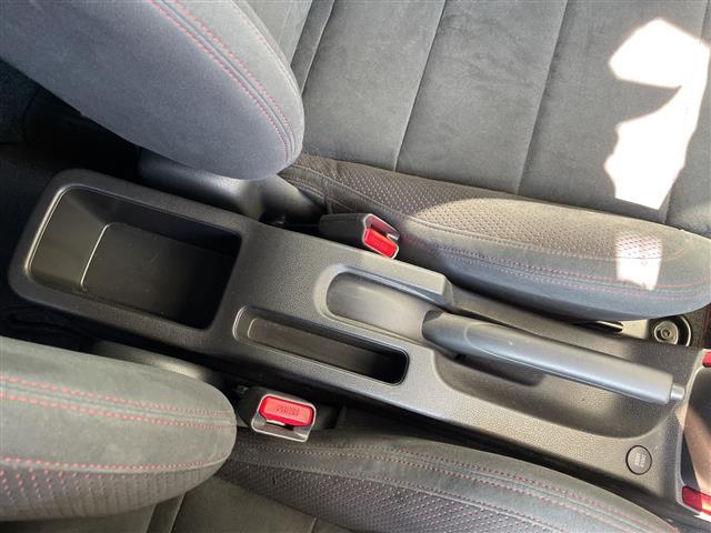 ノート ｅ－パワーニスモ　純正ナビ　全方位カメラ　バックカメラ　レーダークルーズコントロール　コーナーセンサー　インテリジェントミラー　ドライブレコーダー　ＥＴＣ２．０　衝突軽減システム　フルセグ　スマートキー（25枚目）