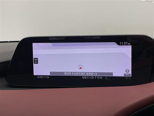 ＭＡＺＤＡ３ファストバック ＸＤバーガンディ　セレクション　プレミアムサウンドＢＯＳＥ　純正１０．２５型ナビ　全方位カメラ　レーダークルーズコントロール　シートヒーター　バックカメラ　パワーシート　コーナーセンサー　純正アルミホイール　ブラインドスポットモニタ（3枚目）