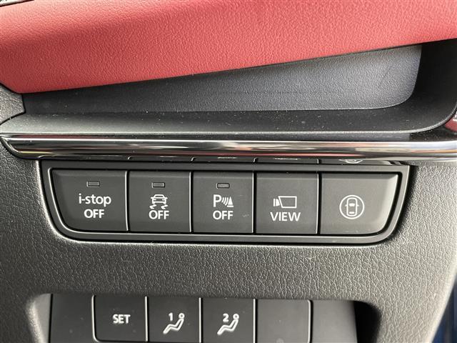 ＭＡＺＤＡ３ファストバック ＸＤバーガンディ　セレクション　プレミアムサウンドＢＯＳＥ　純正１０．２５型ナビ　全方位カメラ　レーダークルーズコントロール　シートヒーター　バックカメラ　パワーシート　コーナーセンサー　純正アルミホイール　ブラインドスポットモニタ（7枚目）