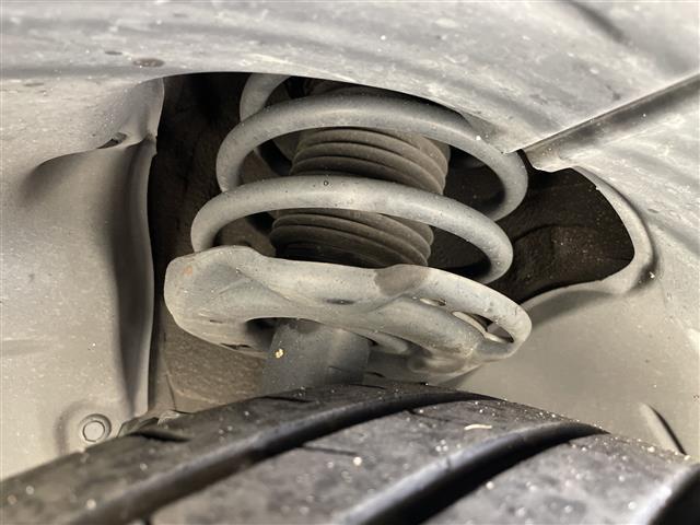 ＭＡＺＤＡ３ファストバック ＸＤバーガンディ　セレクション　プレミアムサウンドＢＯＳＥ　純正１０．２５型ナビ　全方位カメラ　レーダークルーズコントロール　シートヒーター　バックカメラ　パワーシート　コーナーセンサー　純正アルミホイール　ブラインドスポットモニタ（41枚目）