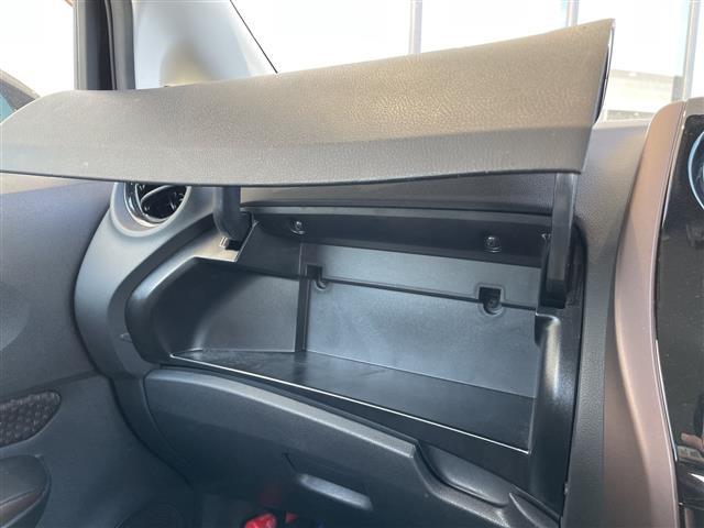 ノート ｅ－パワー　メダリスト　純正ナビ　全方位カメラ　バックカメラ　レーダークルーズコントロール　インテリジェントミラー　ＥＴＣ　ドライブレコーダー　コーナーセンサー　純正アルミホイール　ＬＥＤヘッドライト　衝突軽減システム（27枚目）