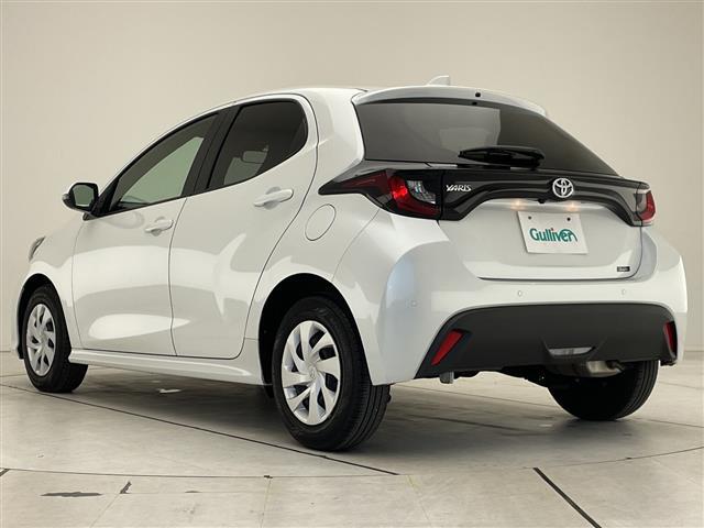 ヤリス Ｇ　トヨタセーフティセンス　純正８型ディスプレイオーディオナビ　ＣＤ　ＤＶＤ　Ｂｌｕｅｔｏｏｔｈ　バックカメラ　コーナーセンサー　ＬＥＤヘッドライト　レーンキープアシスト　オートマチックハイビーム（20枚目）