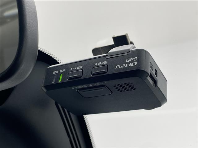 セレナ ハイウェイスター プロパイロットエディション プロパイロット 純正9型ナビ 両側パワースライドドア クルーズコントロール CD DVD Bluetooth フルセグ バックカメラ コーナーセンサー 純正アルミホイール ETC LEDヘッドライト(12枚目)