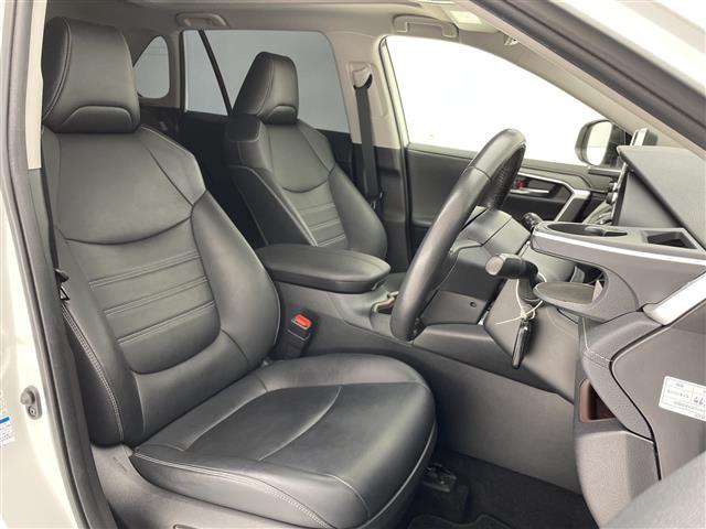 ＲＡＶ４ ハイブリッドＧ　トヨタセーフティセンス　純正９型ディスプレイオーディオナビ　全方位カメラ　レーダークルーズコントロール　シートヒーター　モデリスタエアロ　バックカメラ　電動リアゲート　サンルーフ　ステアリングヒーター（14枚目）