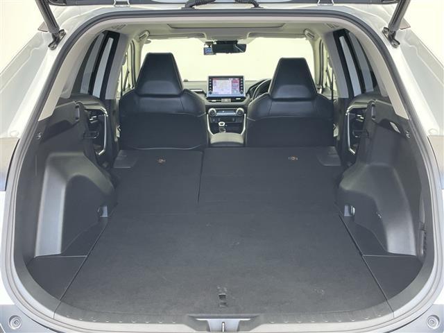 ＲＡＶ４ ハイブリッドＧ　トヨタセーフティセンス　純正９型ディスプレイオーディオナビ　全方位カメラ　レーダークルーズコントロール　シートヒーター　モデリスタエアロ　バックカメラ　電動リアゲート　サンルーフ　ステアリングヒーター（16枚目）
