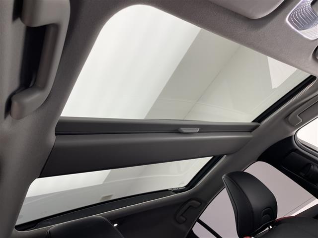 プリウス Z トヨタセーフティセンス 純正12.3型ディスプレイオーディオナビ サンルーフ 全方位カメラ シートヒーター エアシート レーダークルーズコントロール 電動リアゲート パワーシート ステアリングヒーター(7枚目)