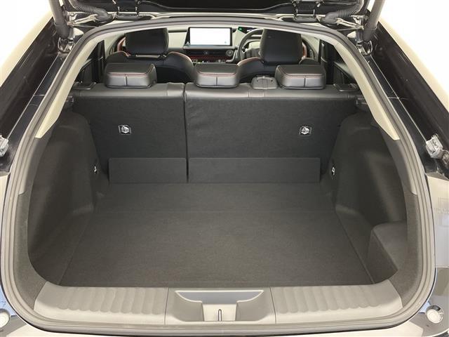 プリウス Z トヨタセーフティセンス 純正12.3型ディスプレイオーディオナビ サンルーフ 全方位カメラ シートヒーター エアシート レーダークルーズコントロール 電動リアゲート パワーシート ステアリングヒーター(16枚目)