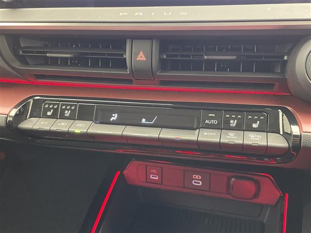 プリウス Z トヨタセーフティセンス 純正12.3型ディスプレイオーディオナビ サンルーフ 全方位カメラ シートヒーター エアシート レーダークルーズコントロール 電動リアゲート パワーシート ステアリングヒーター(24枚目)