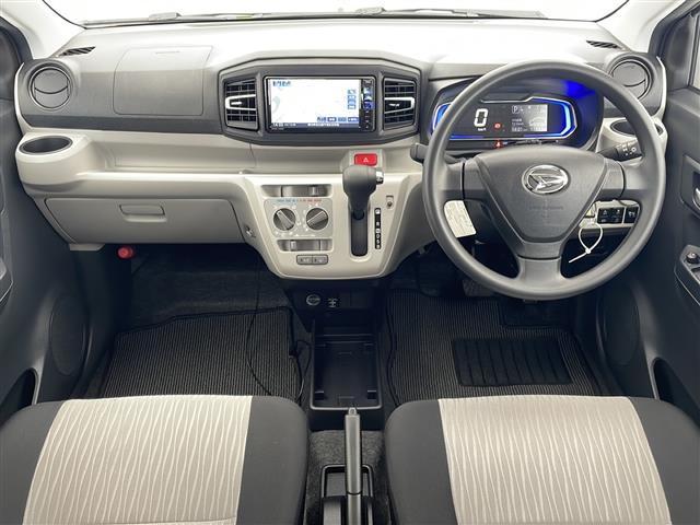 スマートアシストＩＩ　純正ナビ　フルセグＴＶ　バックカメラ　コーナーセンサー　ドライブレコーダー　ＰＣＳ　ＬＤＡ　オートマチックハイビーム　ＬＥＤヘッドライト　Ｂｌｕｅｔｏｏｔｈ　パワーウィンドウ