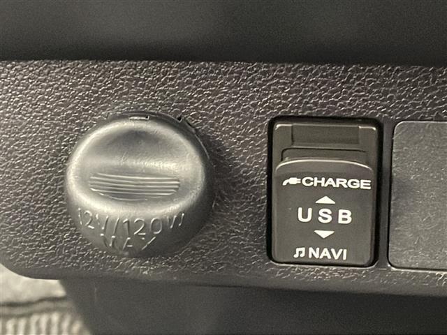 店舗にて現車の確認もいただけますので、お電話で在庫のご確認の上是非ご来店くださいませ！！店舗直通電話　　　０５２−３０９−５１５２