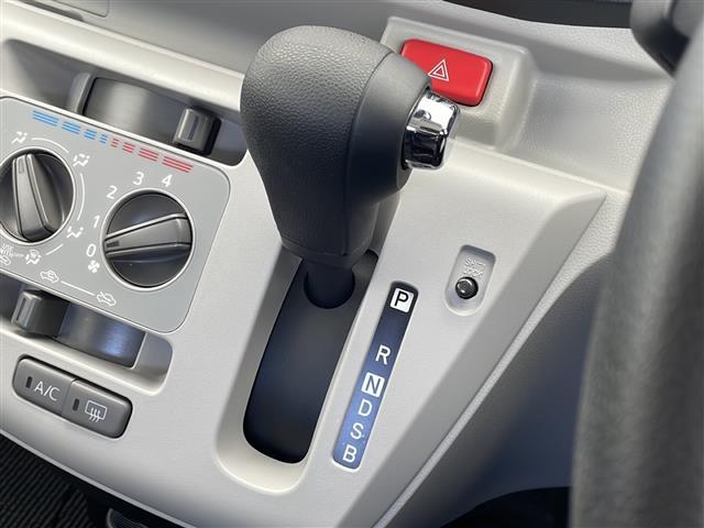 店舗にて現車の確認もいただけますので、お電話で在庫のご確認の上是非ご来店くださいませ！！店舗直通電話　　　０５２−３０９−５１５２