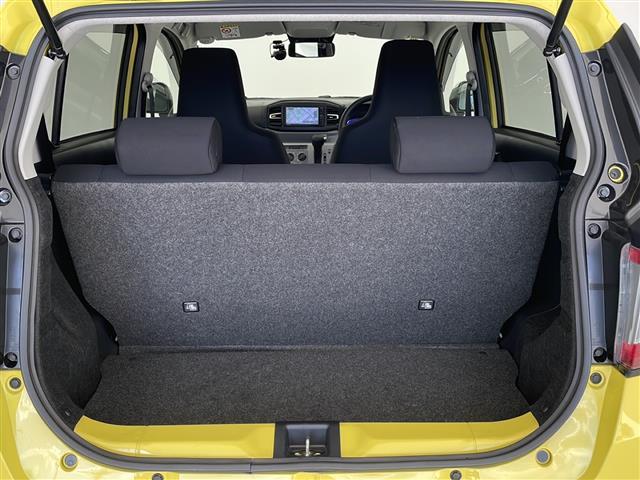 店舗にて現車の確認もいただけますので、お電話で在庫のご確認の上是非ご来店くださいませ！！店舗直通電話　　　０５２−３０９−５１５２