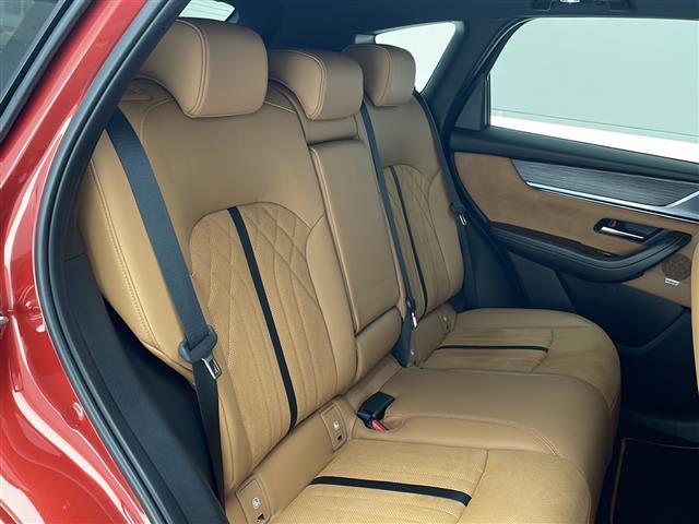 ＣＸ－６０ ＸＤ－ハイブリッド　プレミアムスポーツ　純正１２．３型ディスプレイオーディオナビ　プレミアムサウンドＢＯＳＥ　全方位カメラ　サンルーフ　レーダークルーズコントロール　シートヒーター　エアシート　電動リアゲート　パワーシート　ＨＵＤ　ＢＳＭ（15枚目）