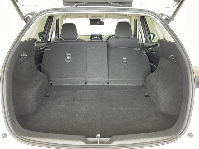 CX-5 XD プロアクティブ 純正ナビ 360°マルチビューカメラシステム レーダークルーズコントロール シートヒーター 電動リアゲート パワーシート ヘッドアップディスプレイ コーナーセンサー 純正19インチアルミホイール(16枚目)