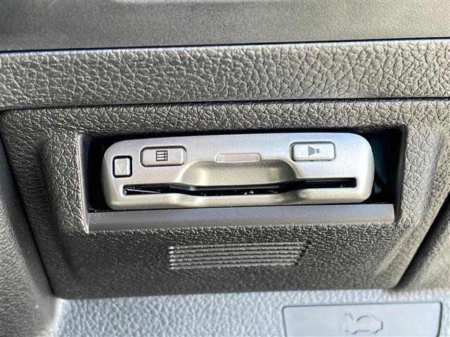 レヴォーグ 1.6GT-Sアイサイト アイサイト 純正ナビ レーダークルーズコントロール パワーシート 純正アルミホイール LEDヘッドライト パドルシフト オートライト ETC 衝突軽減システム フルセグ CD Bluetooth(10枚目)