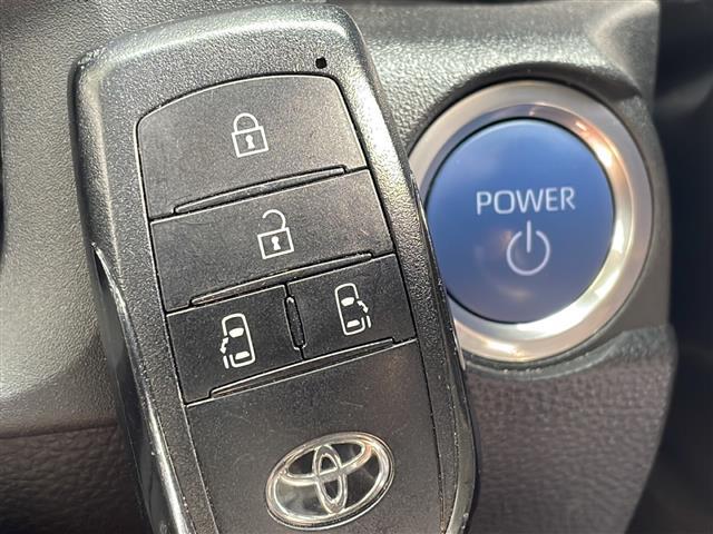 シエンタ ハイブリッドZ 衝突軽減システム 純正10.5型ディズプレイオーディオ ナビあり 全方位カメラ 両側パワースライドドア レーダークルーズコントロール シートヒーター ステアリングヒーター ブラインドスポットモニター(10枚目)