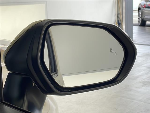 シエンタ ハイブリッドZ 衝突軽減システム 純正10.5型ディズプレイオーディオ ナビあり 全方位カメラ 両側パワースライドドア レーダークルーズコントロール シートヒーター ステアリングヒーター ブラインドスポットモニター(12枚目)