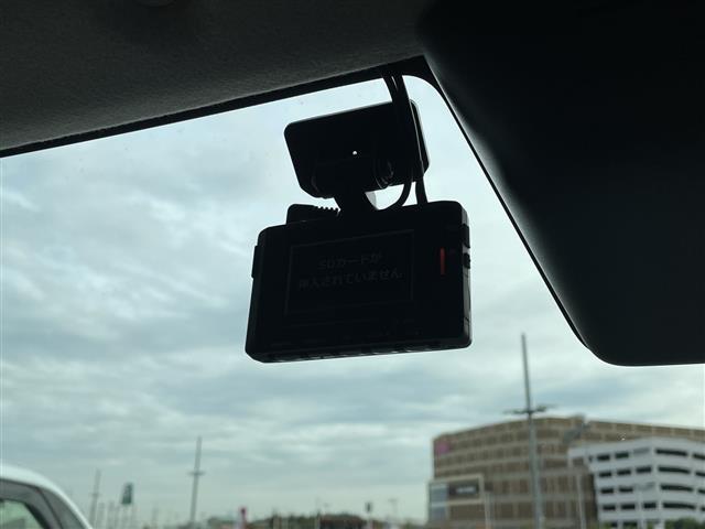 ルーミー カスタムG トヨタセーフティセンス 純正ナビ SDカードなし 両側パワースライドドア クルーズコントロール バックカメラ コーナーセンサー 純正アルミホイール LEDヘッドライト オートマチックハイビーム(9枚目)