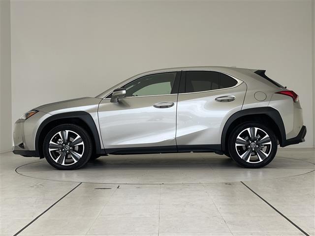 UX UX250h バージョンL レクサスセーフティセンス 純正12.3型ディスプレイオーディオナビ 三眼LEDヘッドライト 全方位カメラ 本革レザー レーダークルーズコントロール シートヒーター エアシート バックカメラ BSM(75枚目)