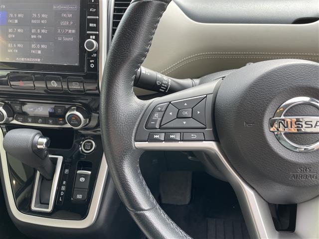 セレナ ハイウェイスター 純正9型ナビ フリップダウンモニター 全方位カメラ 両側パワースライドドア プロパイロット バックカメラ ハンズフリースライドドア コーナーセンサー 純正アルミホイール LEDヘッドライト(22枚目)