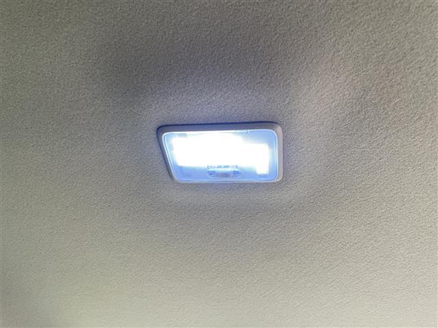 スペーシアカスタム ハイブリッドXSターボ スズキセーフティサポート 純正8型ナビ 全方位カメラ 両側パワースライドドア クルーズコントロール シートヒーター バックカメラ ヘッドアップディスプレイ コーナーセンサー 純正アルミホイール(30枚目)