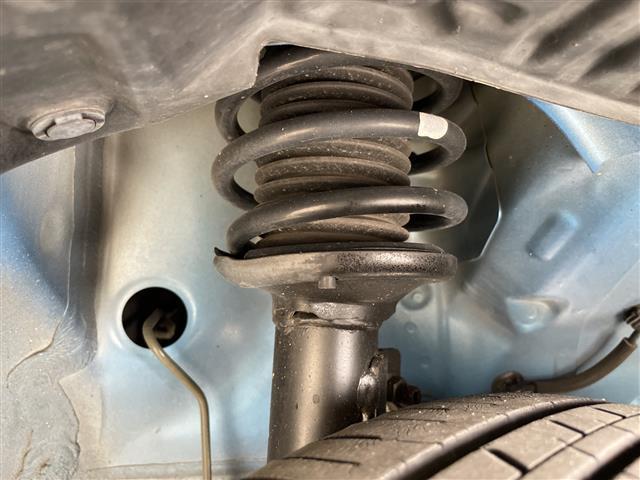 スペーシアカスタム ハイブリッドXSターボ スズキセーフティサポート 純正8型ナビ 全方位カメラ 両側パワースライドドア クルーズコントロール シートヒーター バックカメラ ヘッドアップディスプレイ コーナーセンサー 純正アルミホイール(41枚目)