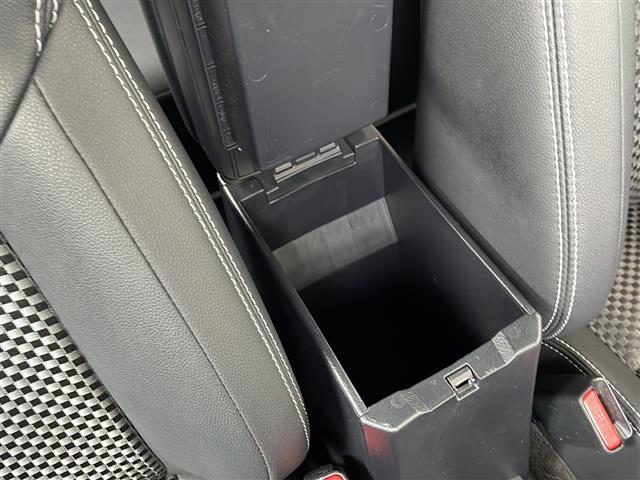 カローラフィールダー 1.5G ダブルバイビー(32枚目)