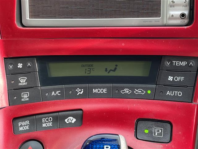 プリウス S 純正ナビ クルーズコントロール フルセグ CD DVD Bluetooth バックカメラ アルミホイール LEDヘッドライト インテリジェントミラー ドライブレコーダー ETC スマートキー(8枚目)