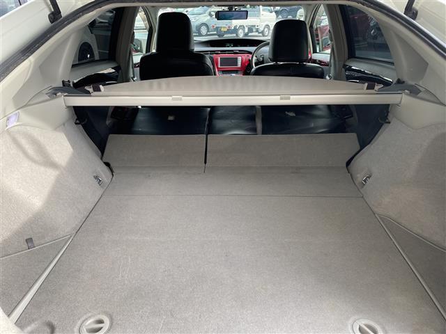 プリウス S 純正ナビ クルーズコントロール フルセグ CD DVD Bluetooth バックカメラ アルミホイール LEDヘッドライト インテリジェントミラー ドライブレコーダー ETC スマートキー(16枚目)