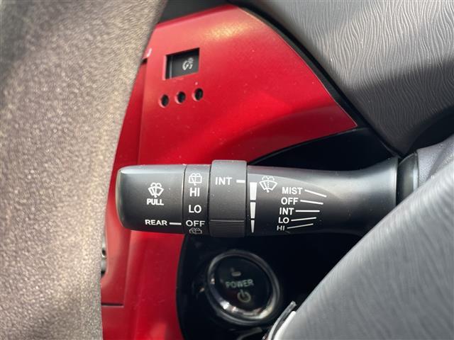 プリウス S 純正ナビ クルーズコントロール フルセグ CD DVD Bluetooth バックカメラ アルミホイール LEDヘッドライト インテリジェントミラー ドライブレコーダー ETC スマートキー(21枚目)