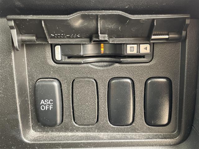 デリカD:5 G パワーパッケージ HDDナビ 片側パワースライド クルーズコントロール バックカメラ フルセグ CD DVD アルミホイール 4WD パドルシフト ETC ステアリングスイッチ スマートキー(8枚目)