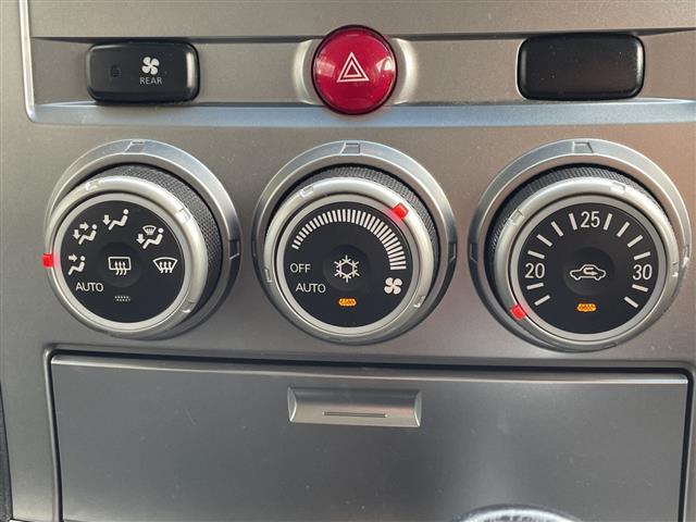 デリカD:5 G パワーパッケージ HDDナビ 片側パワースライド クルーズコントロール バックカメラ フルセグ CD DVD アルミホイール 4WD パドルシフト ETC ステアリングスイッチ スマートキー(9枚目)