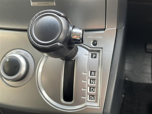 デリカD:5 G パワーパッケージ HDDナビ 片側パワースライド クルーズコントロール バックカメラ フルセグ CD DVD アルミホイール 4WD パドルシフト ETC ステアリングスイッチ スマートキー(28枚目)