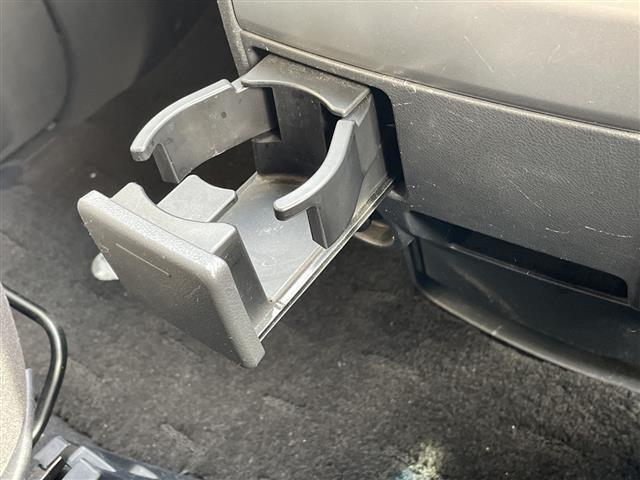 デリカD:5 G パワーパッケージ HDDナビ 片側パワースライド クルーズコントロール バックカメラ フルセグ CD DVD アルミホイール 4WD パドルシフト ETC ステアリングスイッチ スマートキー(31枚目)