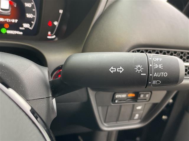 ＺＲ－Ｖ ｅ：ＨＥＶ　Ｚ　プレミアムサウンドＢＯＳＥ　純正９型ディスプレイオーディオナビ　全方位カメラ　レーダークルーズコントロール　シートヒーター　バックカメラ　電動リアゲート　パワーシート　ステアリングヒーター（25枚目）