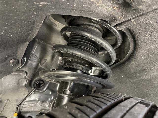 ＺＲ－Ｖ ｅ：ＨＥＶ　Ｚ　プレミアムサウンドＢＯＳＥ　純正９型ディスプレイオーディオナビ　全方位カメラ　レーダークルーズコントロール　シートヒーター　バックカメラ　電動リアゲート　パワーシート　ステアリングヒーター（69枚目）