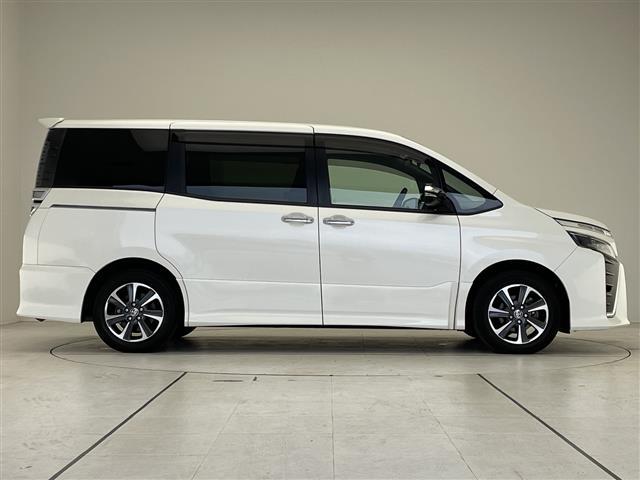 ヴォクシー ZS 煌II トヨタセーフティセンス ALPINE11型ナビ 両側パワースライドドア クルーズコントロール バックカメラ コーナーセンサー 純正アルミホイール LEDヘッドライト リアオートエアコン 衝突軽減システ(19枚目)