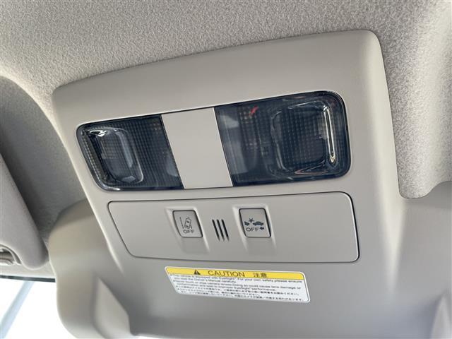 XVハイブリッド 2.0i-L アイサイト 純正ナビ アイサイト レーダークルーズコントロール バックカメラ パワーシート 純正アルミホイール ルーフレール LEDヘッドライト パドルシフト オートライト ETC 衝突軽減システム スマートキー(6枚目)