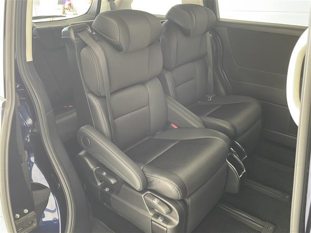 オデッセイハイブリッド e:HEVアブソルート・EX 純正10型ナビ フリップダウンモニター 全方位カメラ 両側パワースライドドア シートヒーター バックカメラ 電動リアゲート パワーシート コーナーセンサー 純正アルミホイール ETC2.0(15枚目)