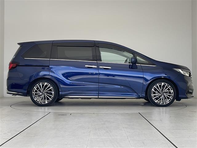 オデッセイハイブリッド e:HEVアブソルート・EX 純正10型ナビ フリップダウンモニター 全方位カメラ 両側パワースライドドア シートヒーター バックカメラ 電動リアゲート パワーシート コーナーセンサー 純正アルミホイール ETC2.0(19枚目)