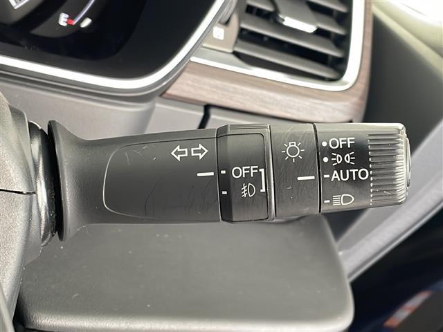 オデッセイハイブリッド e:HEVアブソルート・EX 純正10型ナビ フリップダウンモニター 全方位カメラ 両側パワースライドドア シートヒーター バックカメラ 電動リアゲート パワーシート コーナーセンサー 純正アルミホイール ETC2.0(23枚目)