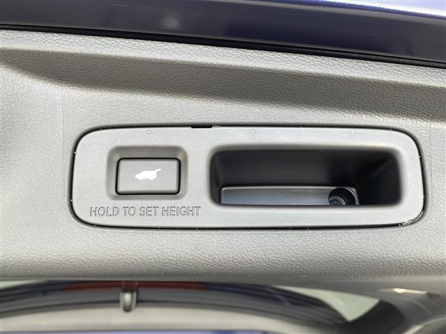 オデッセイハイブリッド e:HEVアブソルート・EX 純正10型ナビ フリップダウンモニター 全方位カメラ 両側パワースライドドア シートヒーター バックカメラ 電動リアゲート パワーシート コーナーセンサー 純正アルミホイール ETC2.0(28枚目)